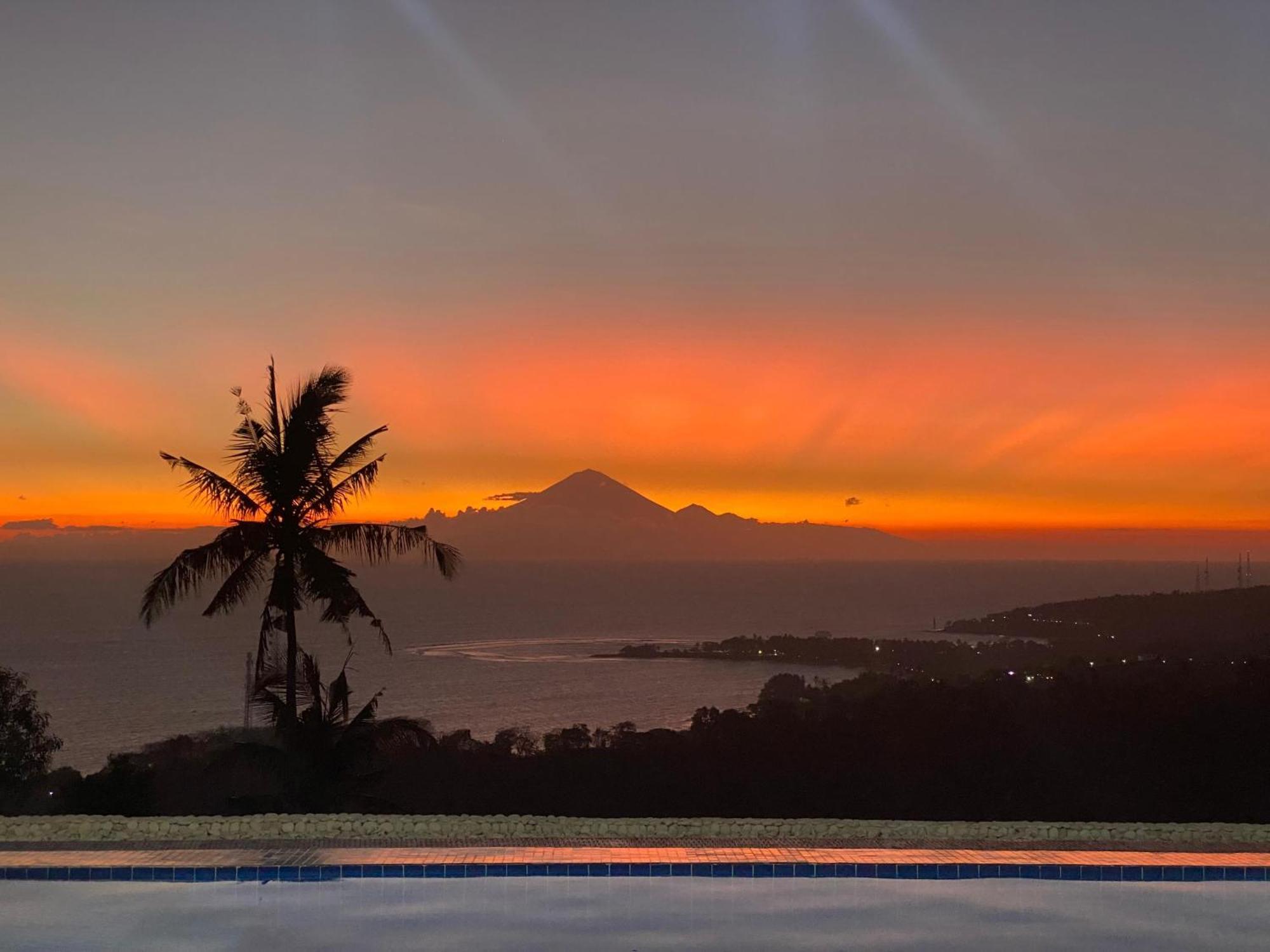 Villa Umbrella Lombok Senggigi Eksteriør bilde