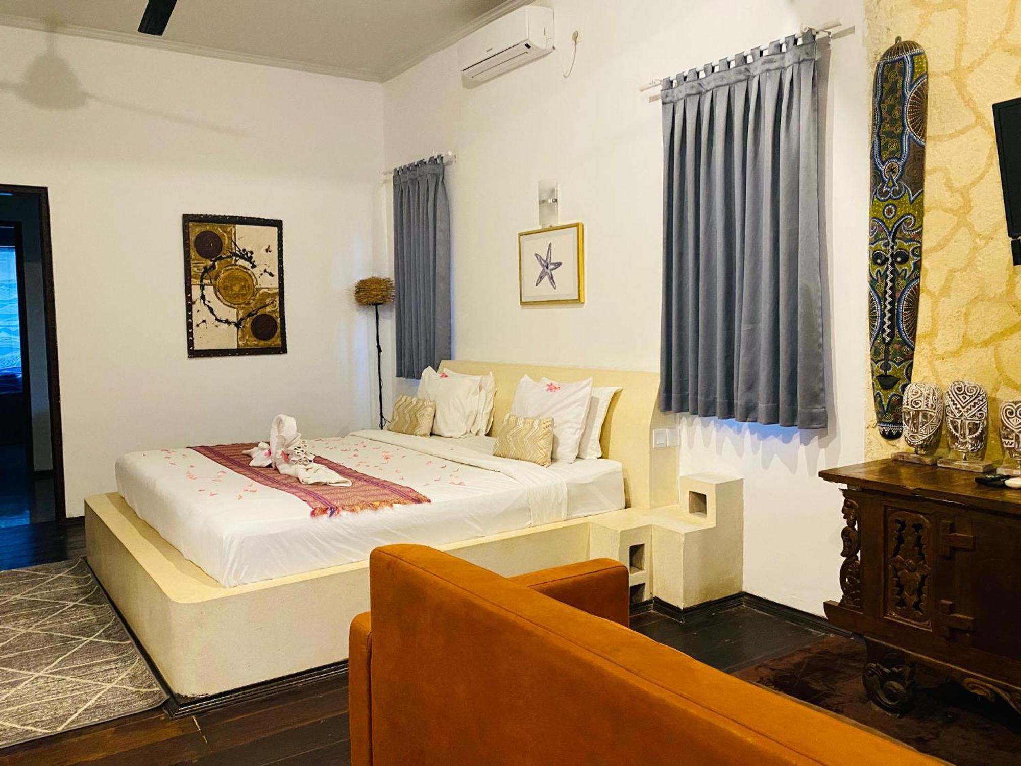 Villa Umbrella Lombok Senggigi Eksteriør bilde