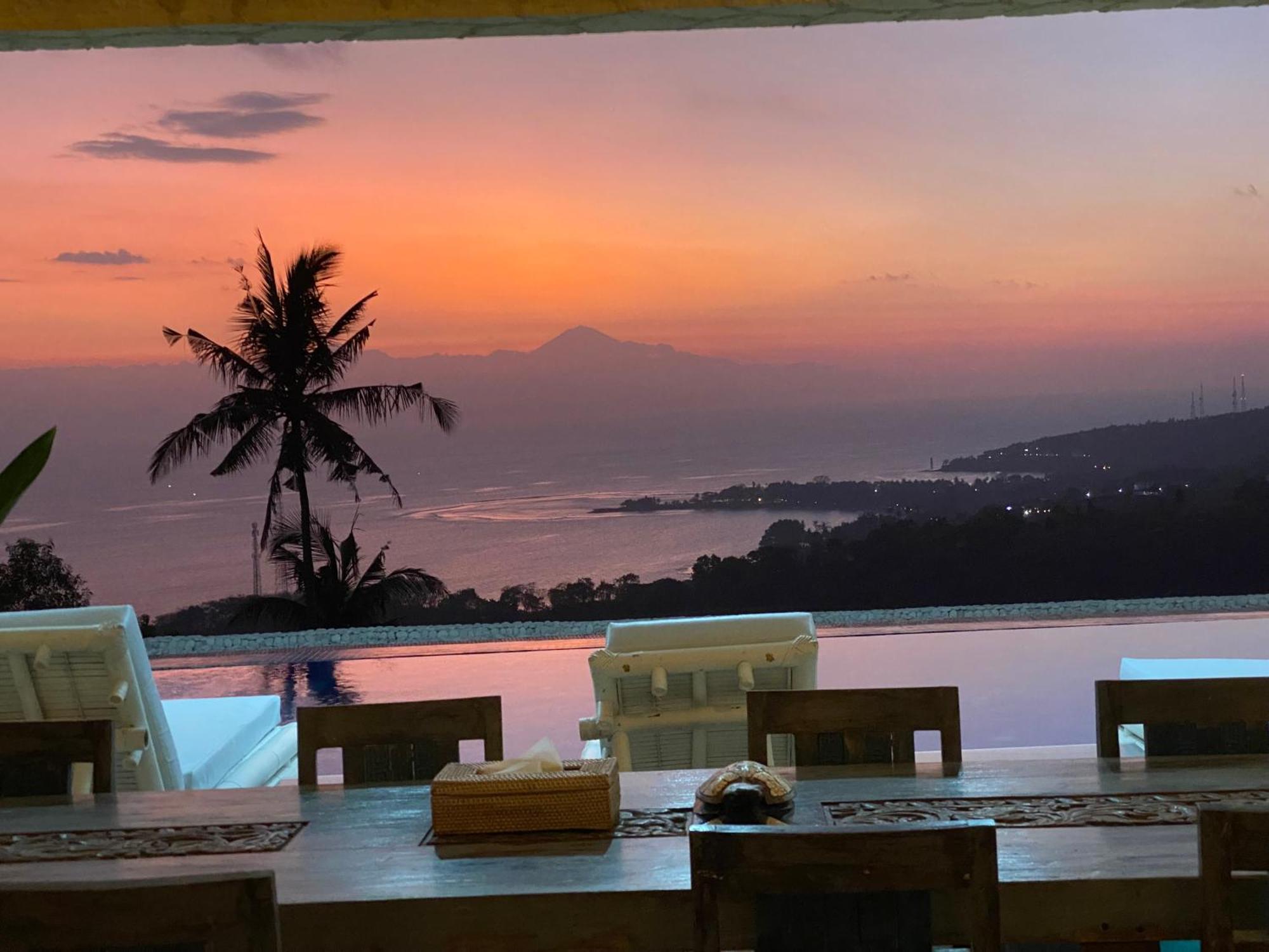 Villa Umbrella Lombok Senggigi Eksteriør bilde